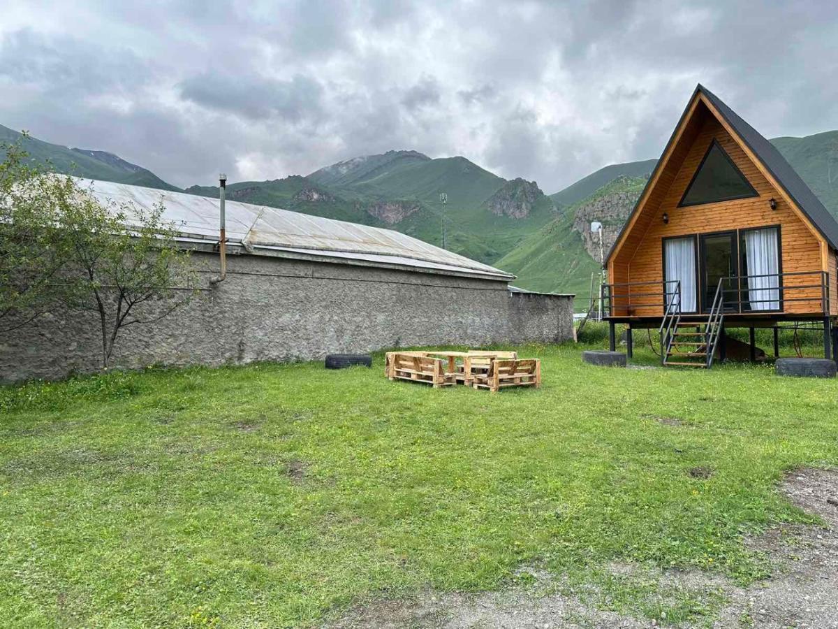 Thomas' Hut Apartamento Kazbegi Exterior foto